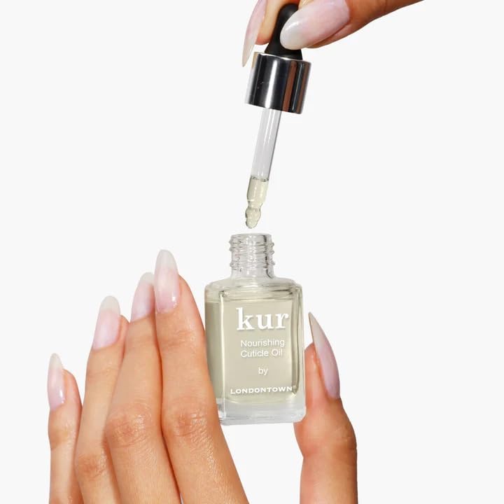 LONDONTOWN Vegan Nourishing Cuticle Oil for Dry Cuticles