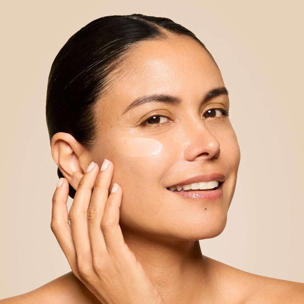 Honest Beauty Vitamin C Radiance Brightening Serum